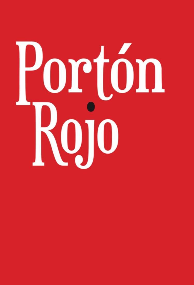 Portón Rojo Pensión Pueblo Liebig